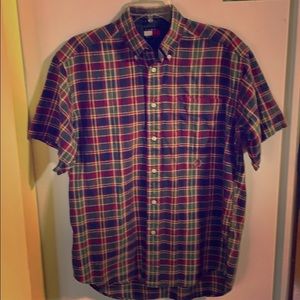 Tommy Hilfiger button down plaid shirt💁‍♂️